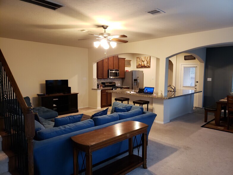 Living / Kitchen - 14651 Roaring Fork Ln