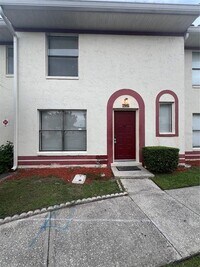 Building Photo - 6231 Yorktown Dr