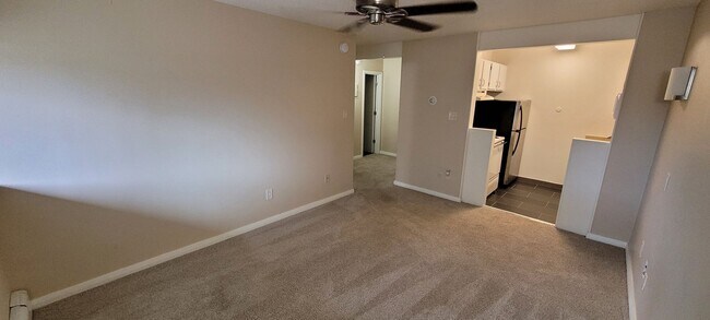 Building Photo - The Ashcroft-B: 1-Bed/ 1-Bath Upgraded Apartment