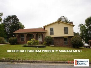 Building Photo - Charming Brick Home Located off of Moon Ro...