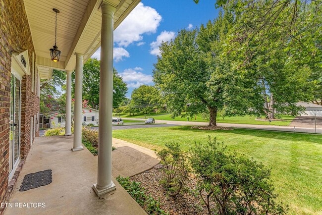 Building Photo - 9528 Gulf Park Dr