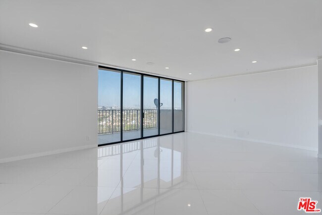 Building Photo - 2160 Century Park E