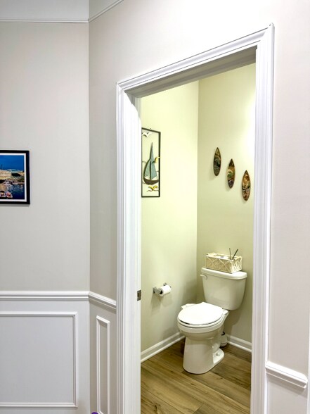 Building Photo - 525 Addison Cir