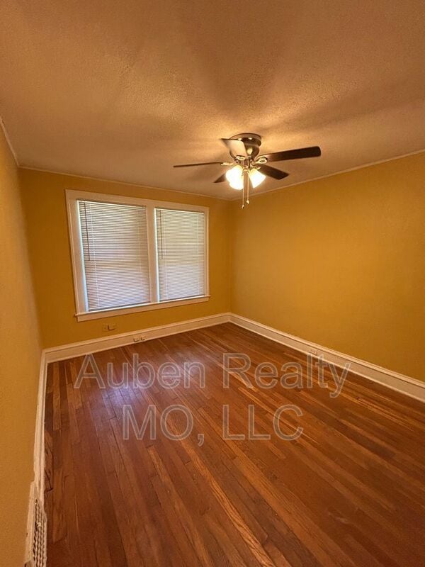 Building Photo - 5514 Harrison St