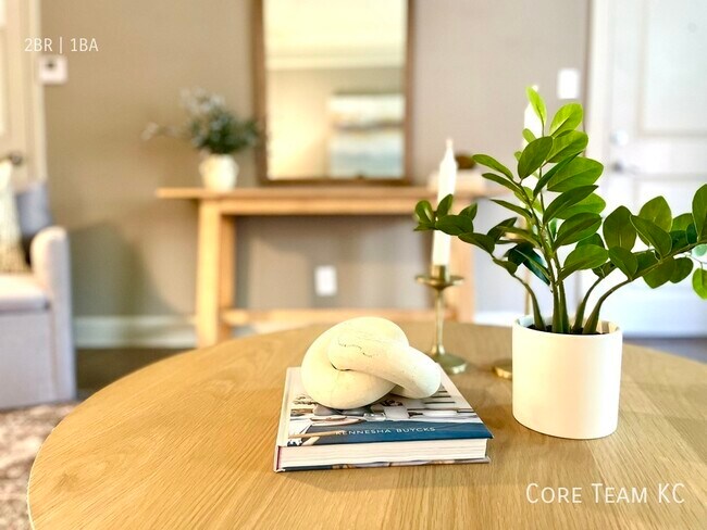 Building Photo - 4423 Roanoke Pkwy