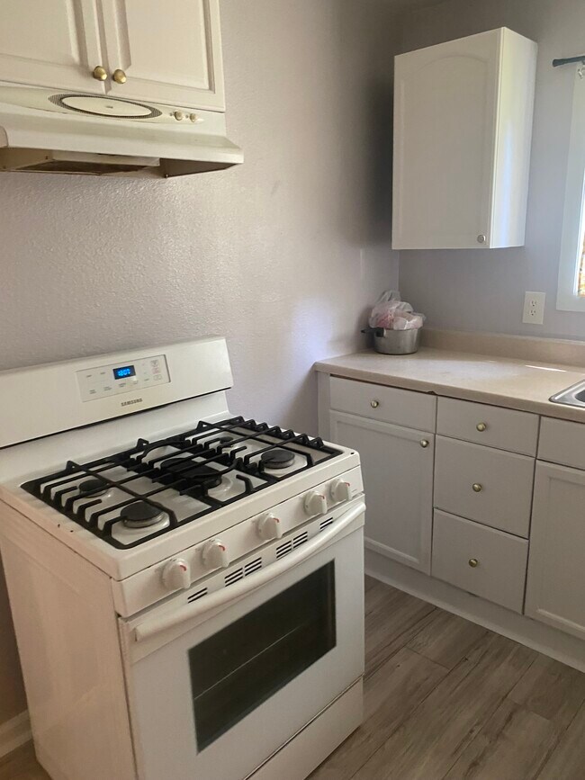 Building Photo - 701 N Claiborne