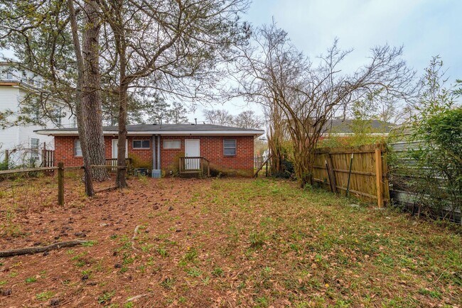 Building Photo - SECTION 8 ACCEPTED! - Cozy 2-Bedroom Home in Prime Augusta Location