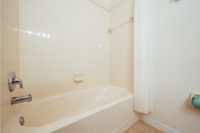 Building Photo - 7525 Bliss Way