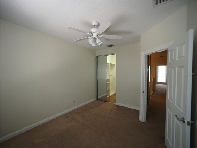 Building Photo - 1533 Napoli Dr E