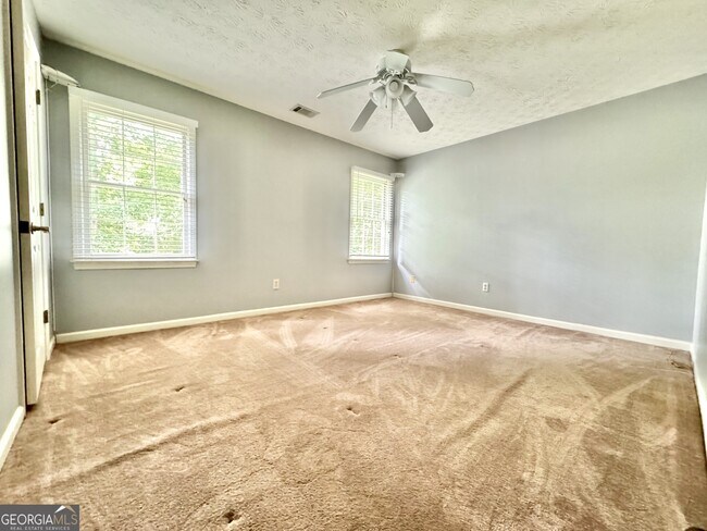 Building Photo - 155 Autumn Moon Trail