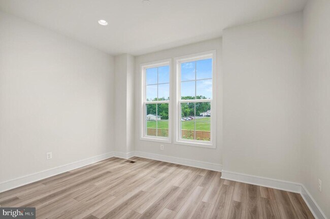 Building Photo - 14534 Alsace Ln