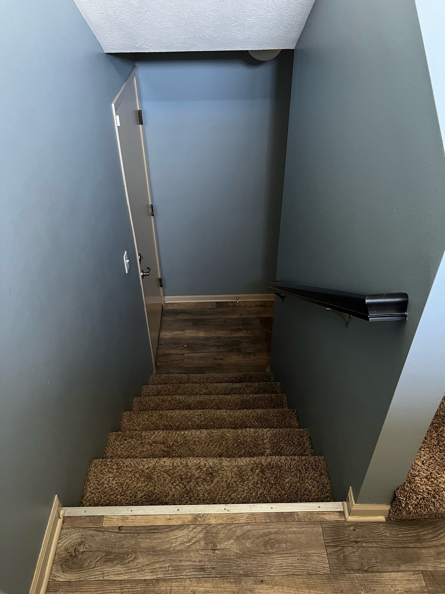 Entryway - From Garage - 13904 S 42nd Ave