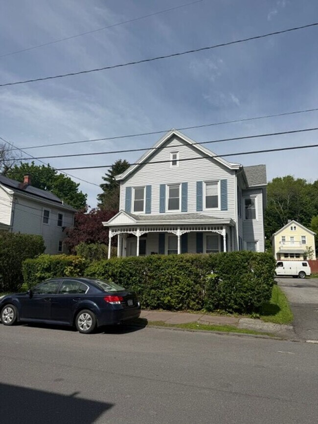 Building Photo - 13 2nd Ave
