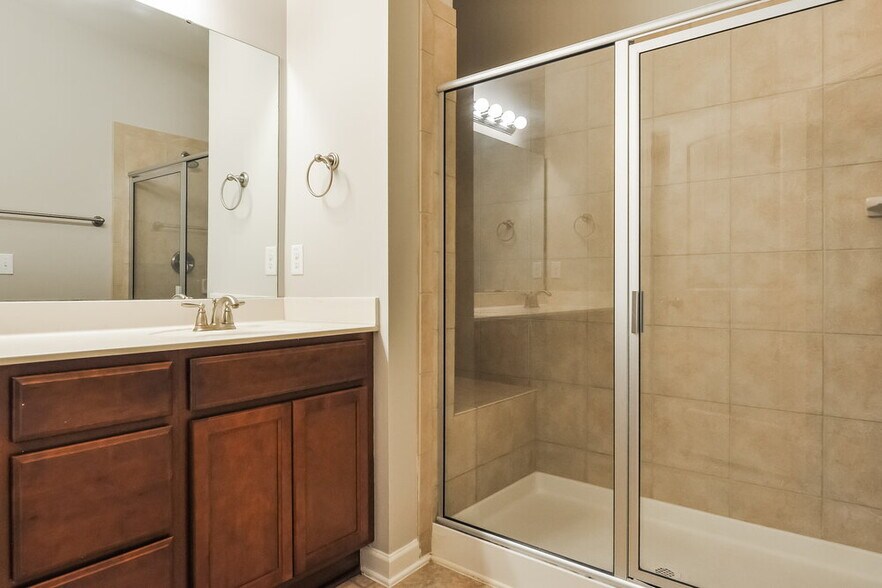 Building Photo - 48 Ashby Dr