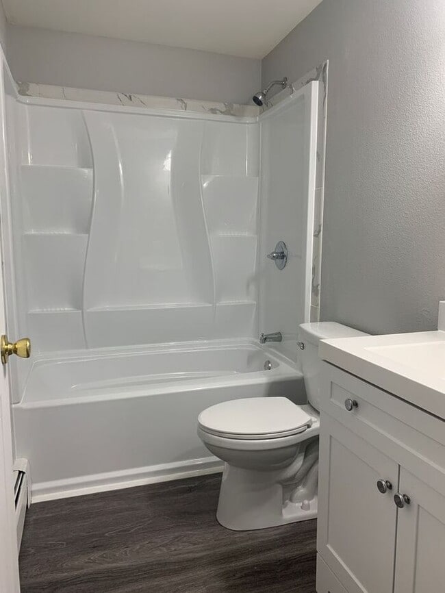 Building Photo - Updated 2 bedroom ranch in north Loveland! RENT INCLUDES: Water/Sewer/Gas/Trash/Common Area Electric