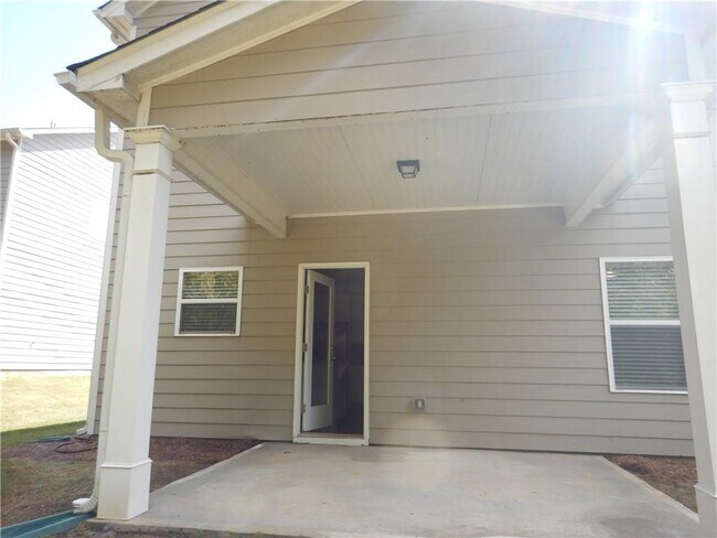 Building Photo - 720 Country Ridge Dr