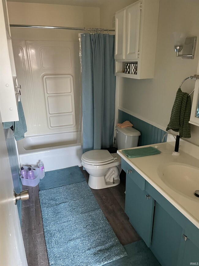 Building Photo - 9375 Cooper Rd