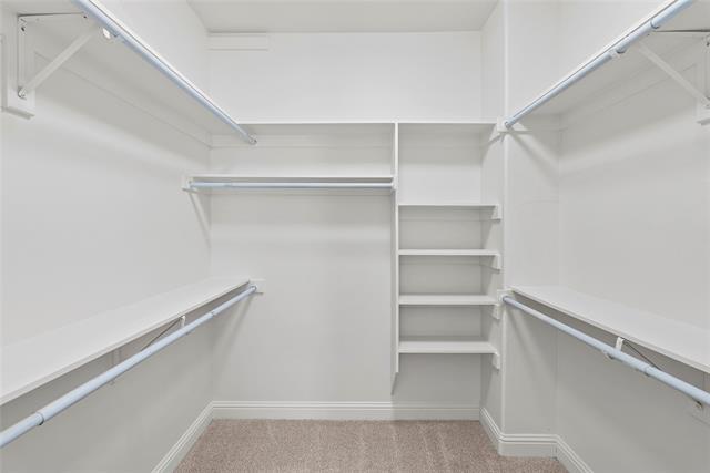 Building Photo - 2316 Stutz Dr