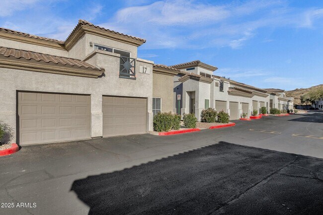 Building Photo - 3236 E Chandler Blvd