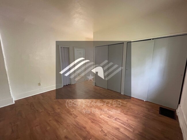 Building Photo - 4702 Bryant Ave