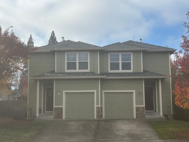 Primary Photo - 3 Bedroom 2.5 Bath Two Story Duplex