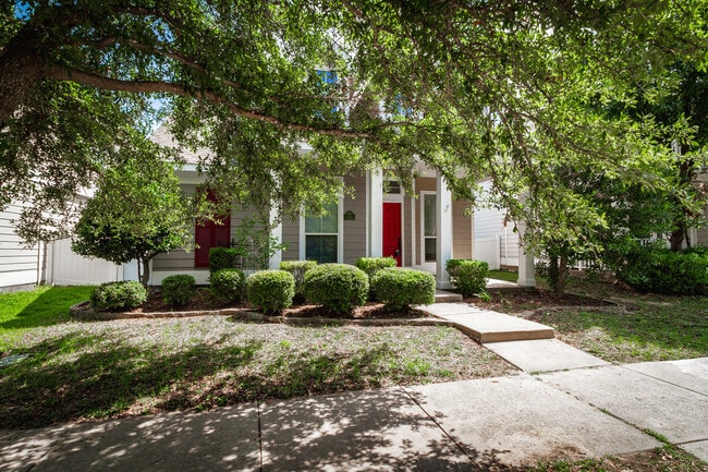 Building Photo - 10120 Cedar Lake Dr