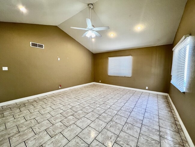 Building Photo - 14624 Eston Pl
