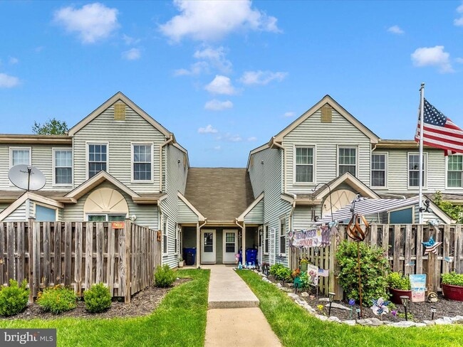 Building Photo - 5803 Oleander Pl