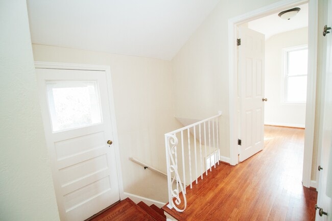 Building Photo - 4132 Berwick Ave