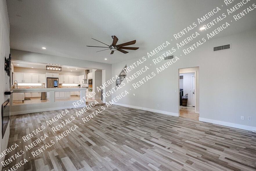 Building Photo - 1708 E Kaibab Dr