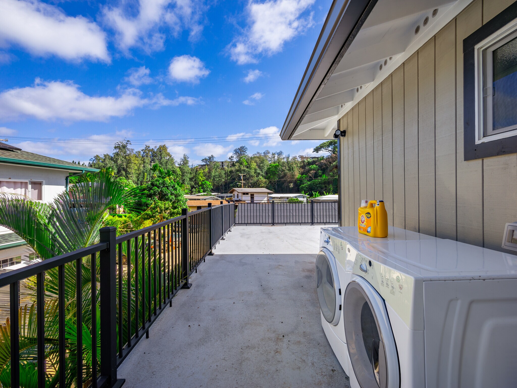 Building Photo - 95-148 Waimakua Dr