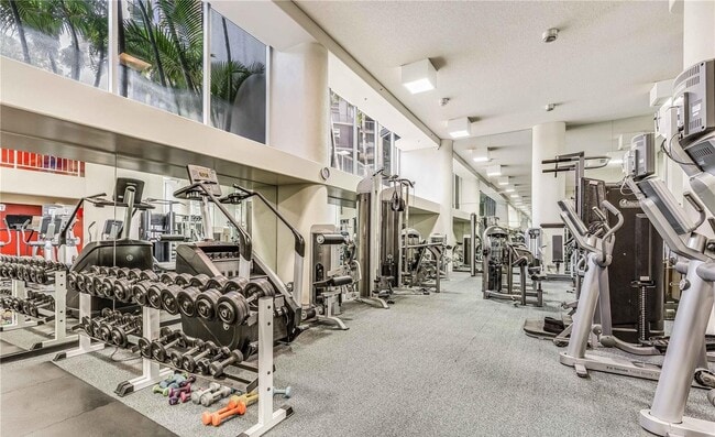 Building Photo - 1212 Nuuanu Ave