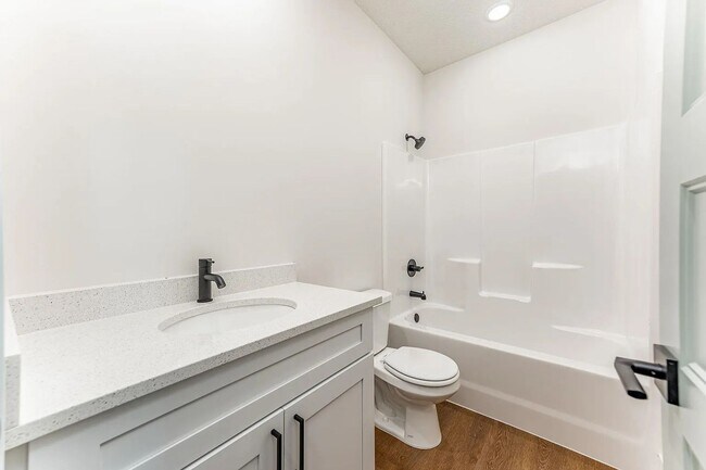 Building Photo - Single family home in Goddard Kansas. This home features 2 bedrooms, 2 bathrooms and a three car ...