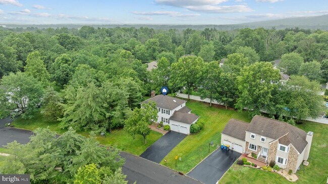 Primary Photo - 193 Beekman Ln