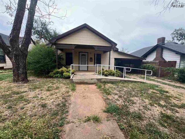 Primary Photo - 2310 Talunar Ln