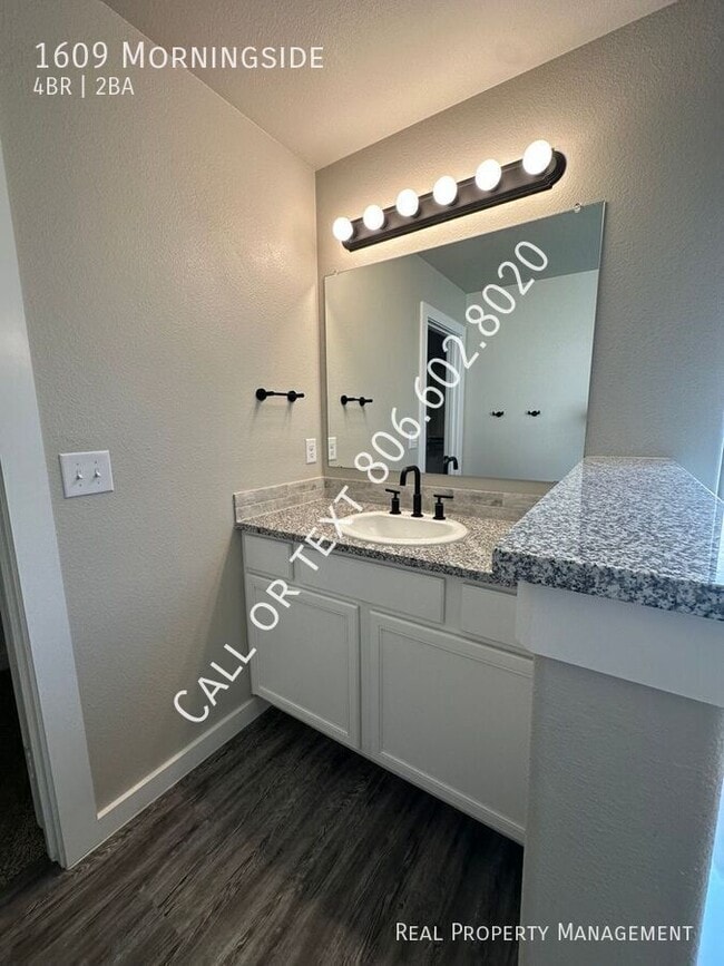 Building Photo - 1609 Morningside-