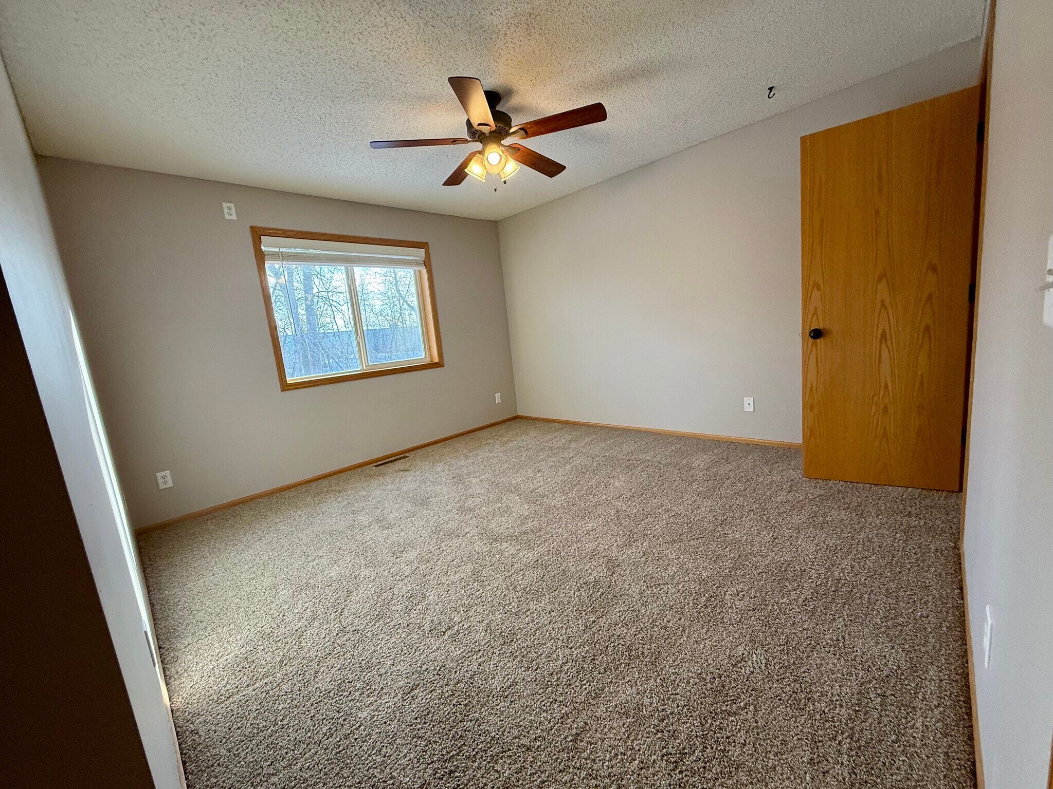 Building Photo - 176 Pheasant Ridge Dr