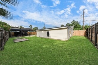 Building Photo - 7208 Helmers St