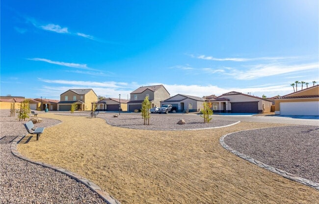 Building Photo - 2412 Village Dr