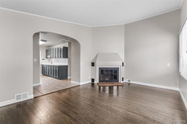 Building Photo - 27361 Delton St