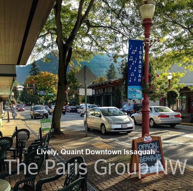 Building Photo - Stylish Model Hm in Issaquah Highlands * Park-Facing, EV Charger, Designer Upgrades & Very Walkable!