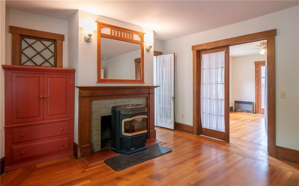 Building Photo - 446 Broadway, B