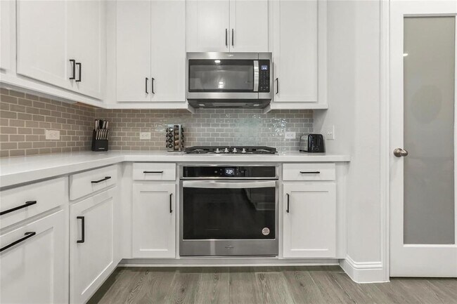 Building Photo - 7315 Honey Creek Ln