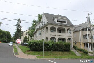 Building Photo - 45 Grandview Terrace