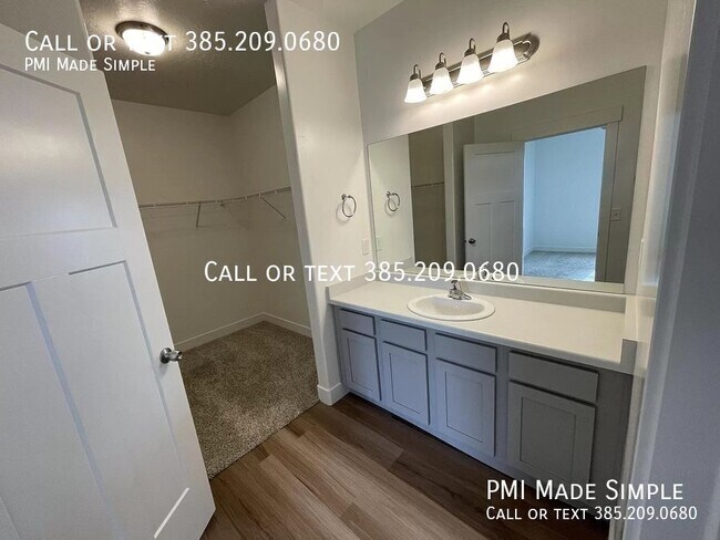 Building Photo - 1834 W Newcastle Ln