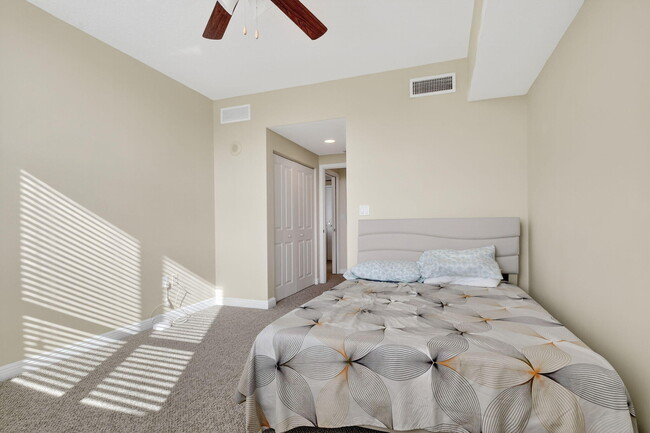 Building Photo - 350 N Federal Hwy