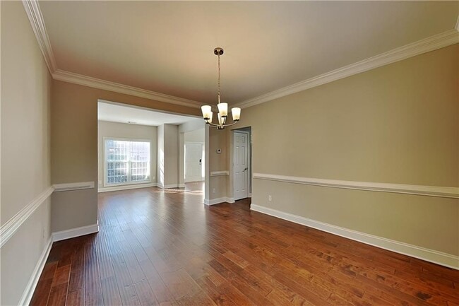 Building Photo - 450 Fairway Walk Dr NE