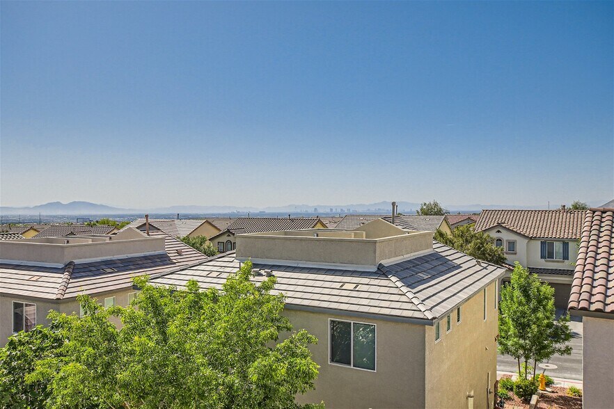Building Photo - 10643 Forum Peak Ln