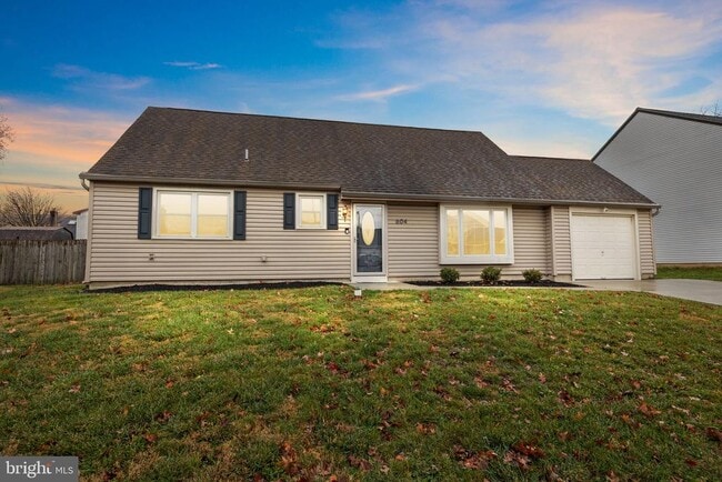 Building Photo - 604 Iva Ln