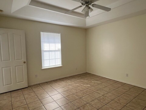 Building Photo - 1200 Violet Ave